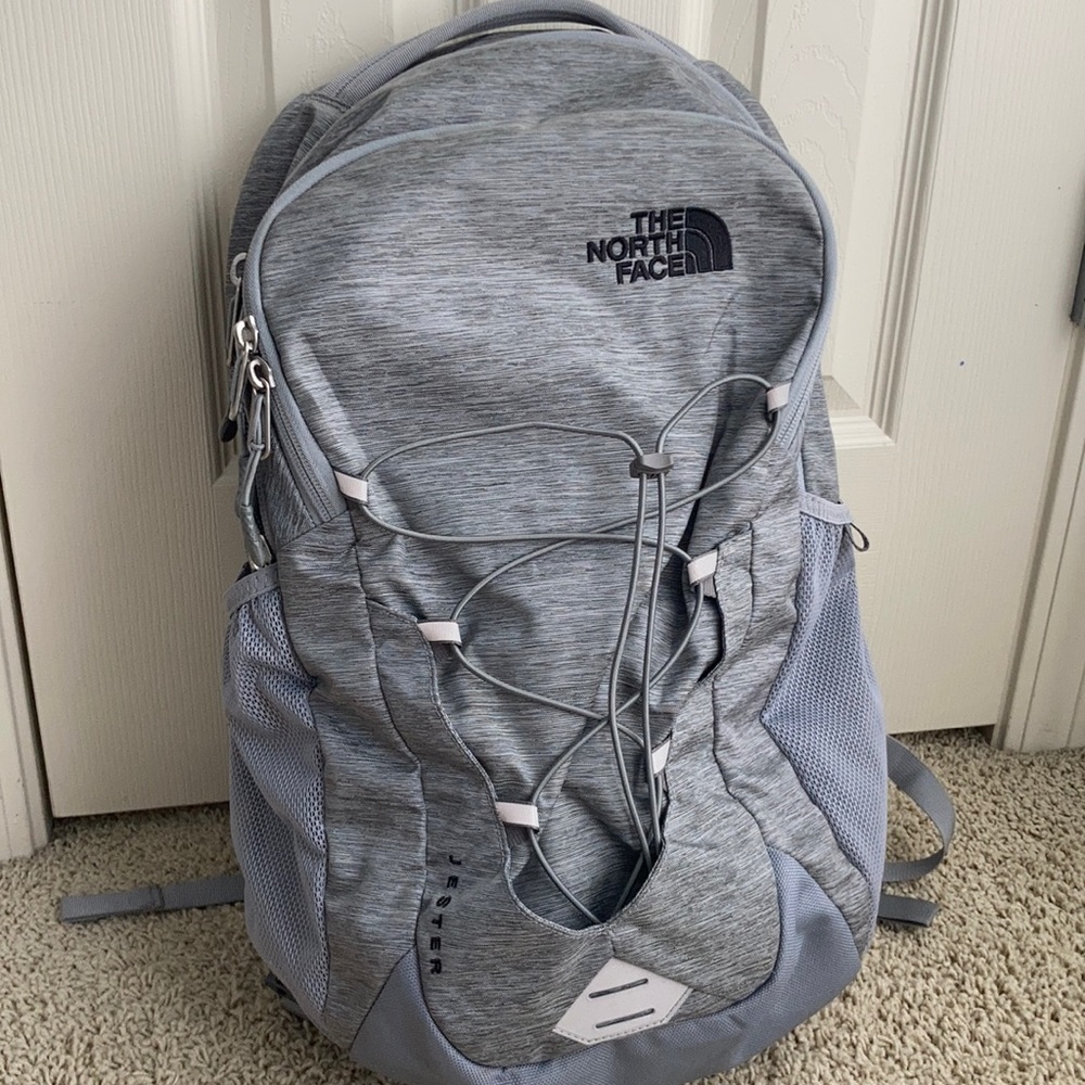 EXCELLENT condition North Face jester backpack!